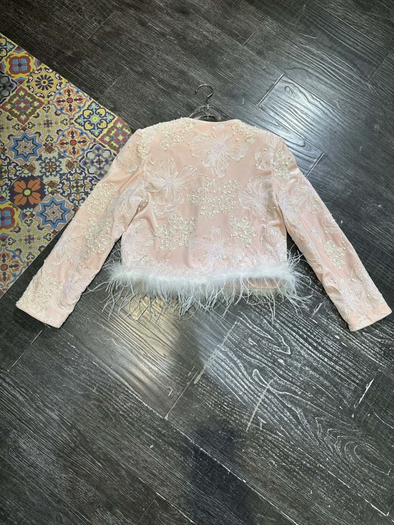 Ch**el outwear